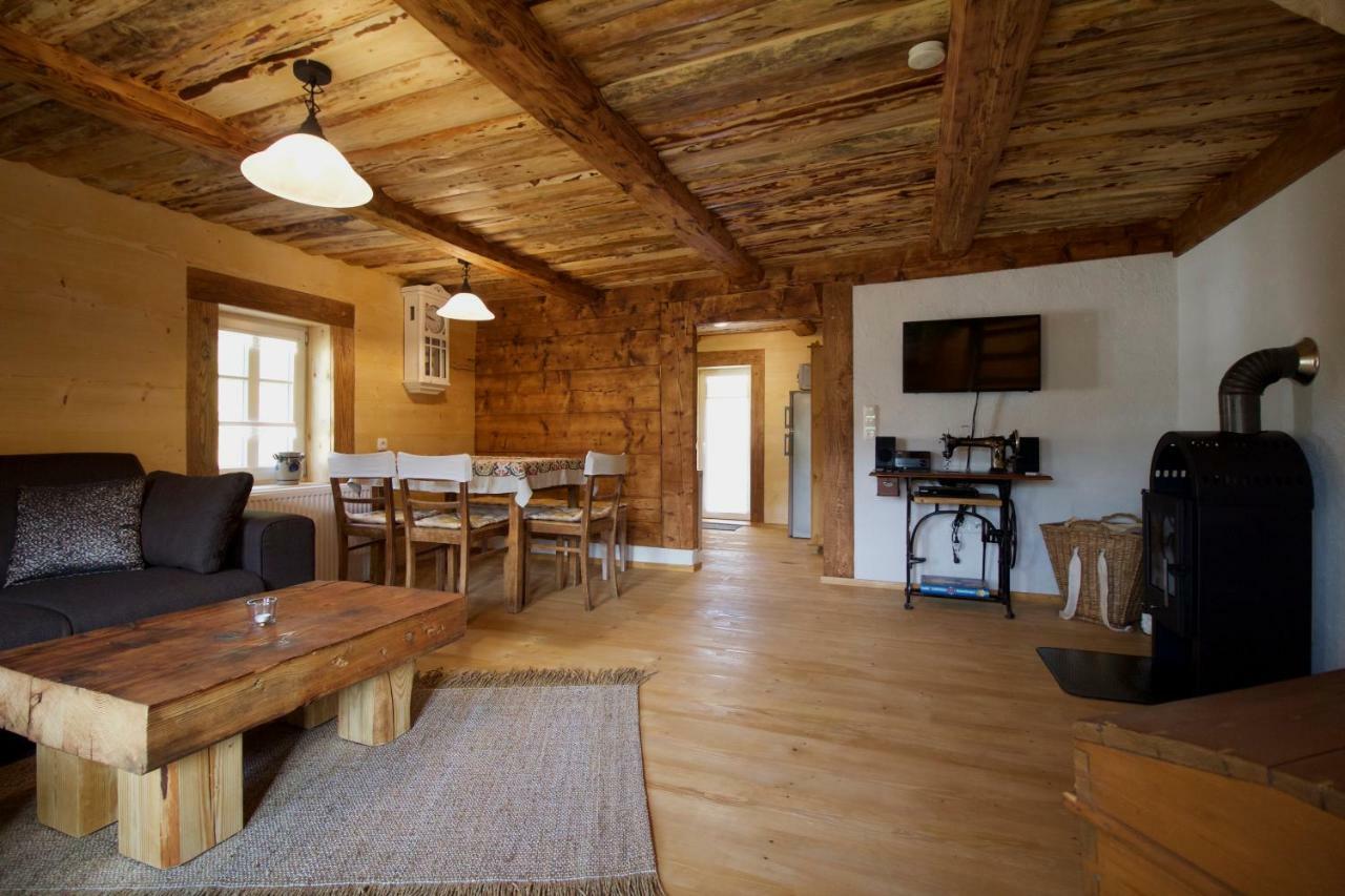 Ferienhaus Anno Dazumal, Wie Zu Opa'S Zeiten Klingenthal Exterior photo